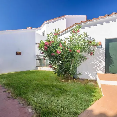 Marinda Garden Apartment 3*