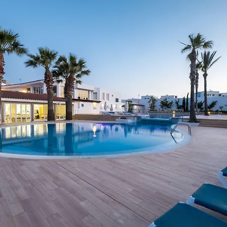 Marinda Garden 3*